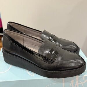 Life Stride Sims Black Platform Penny Loafers - Classic Women’s Dress Shoe